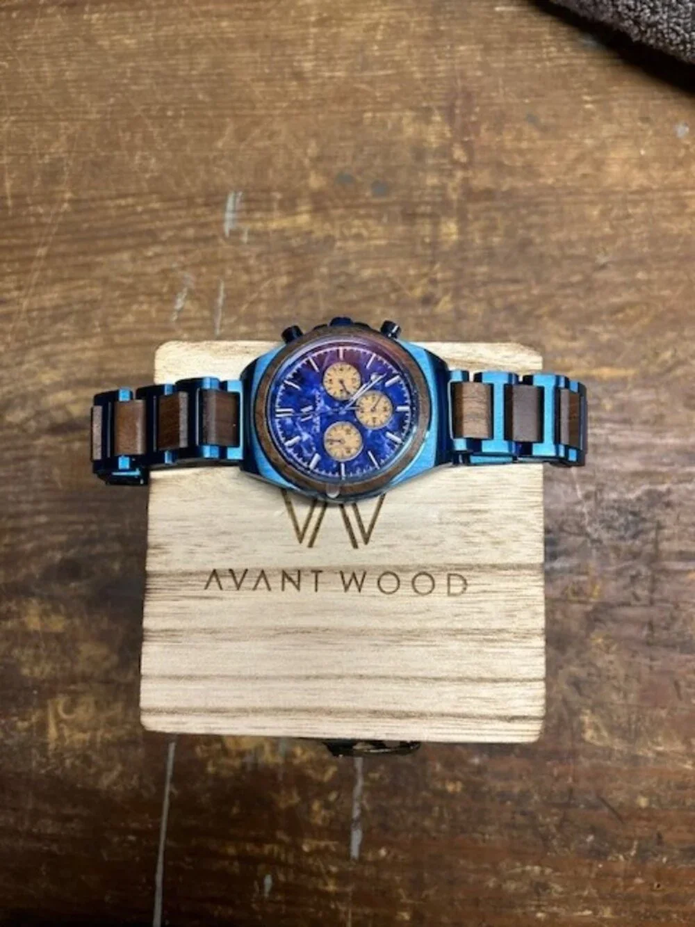 **NEW** AVANT WOOD CHRONOGRAPH WATCH: EXPLORER S 44MM WITH BLUE MARBLE FACE
